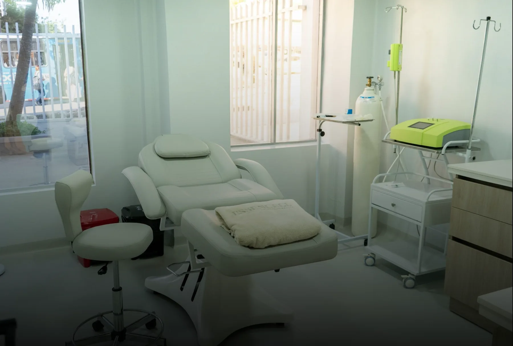 Essencell treatment room